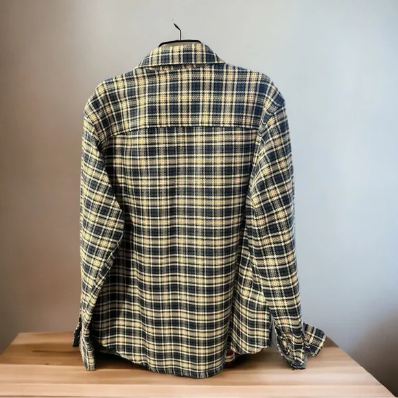 Robert Graham Thick Flannel Coat, NWOT - Picture 2 of 4